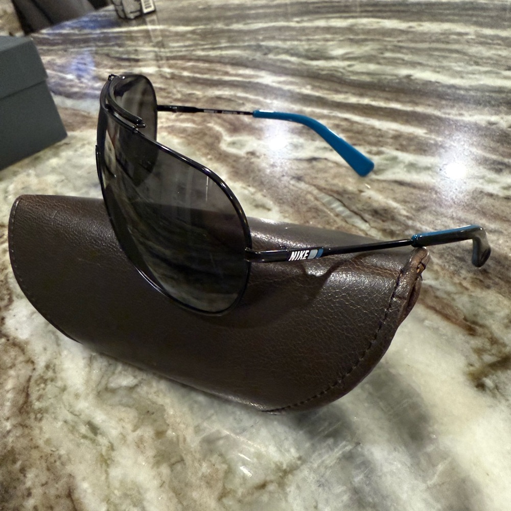 Nike Aviators